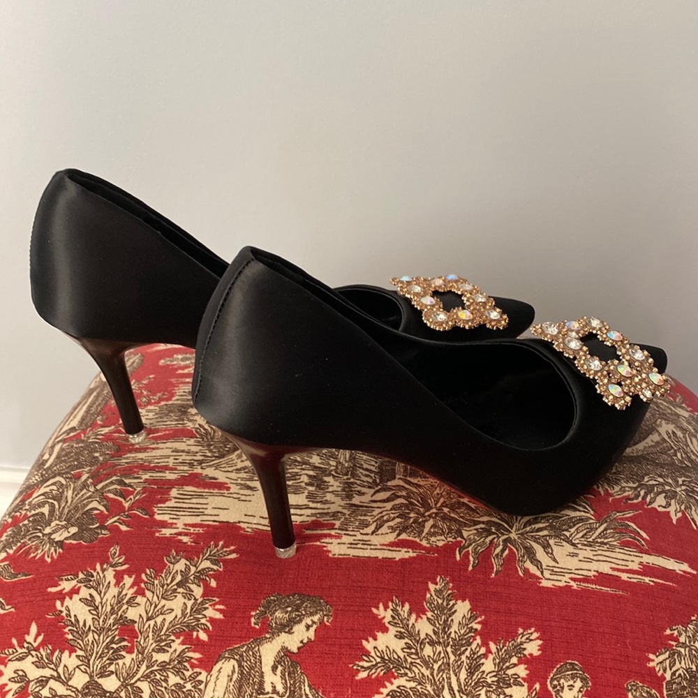 ๐ธ GORGEOUS HEELS - Picture 5 of 12